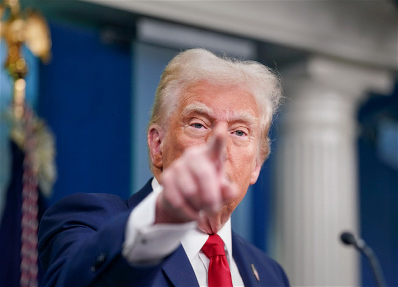 Трамп объявил о новых пошлинах на товары из ЕС и Мексики