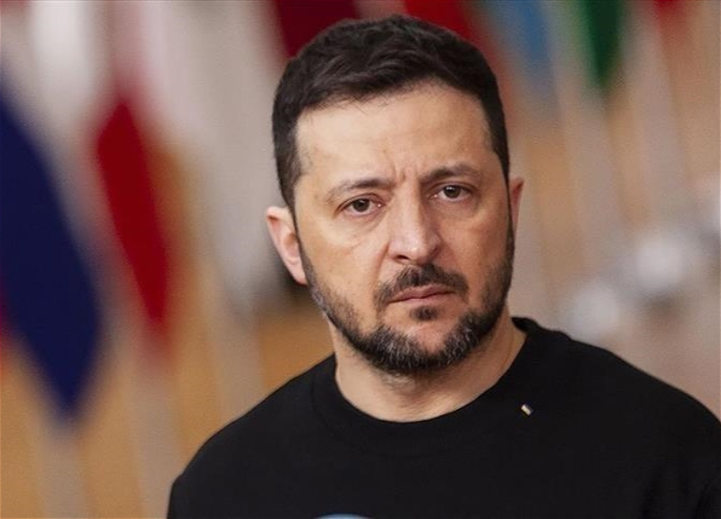 Зеленский: Украина на переговорах будет настаивать на полном прекращении огня