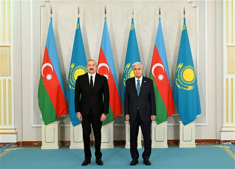 İlham Əliyev Qazaxıstan Prezidentini Azərbaycana səfərə dəvət edib
