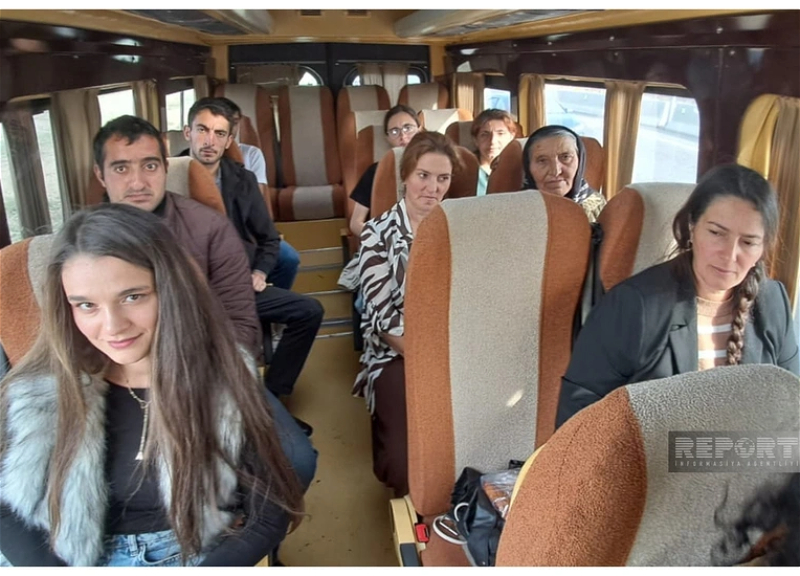 Növbəti köç karvanı Seyidbəyli kəndinə çatıb, açarlar təqdim edilib - FOTO - YENİLƏNİB