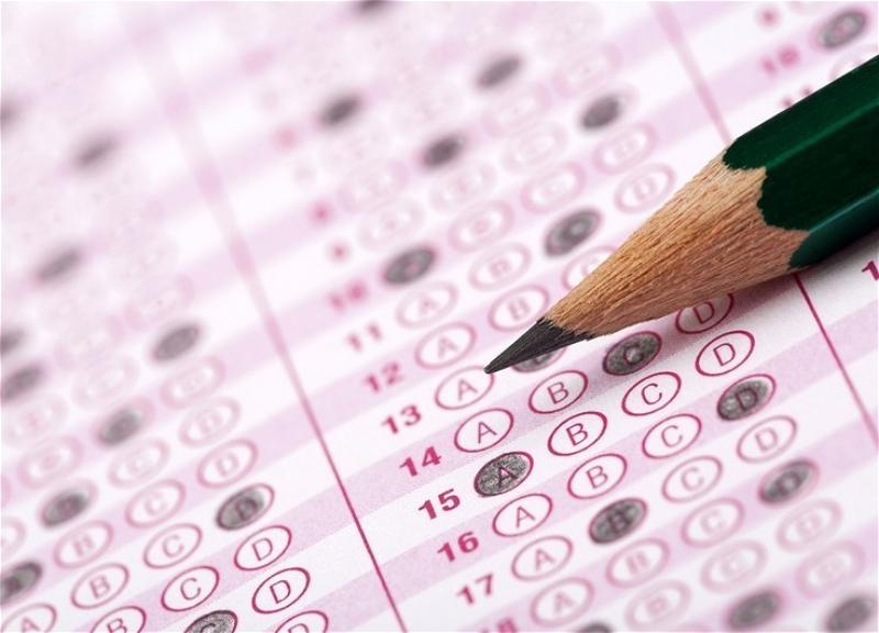 Раскрыта схема мошенничества на экзаменах: 11 человек использовали незаконные устройства