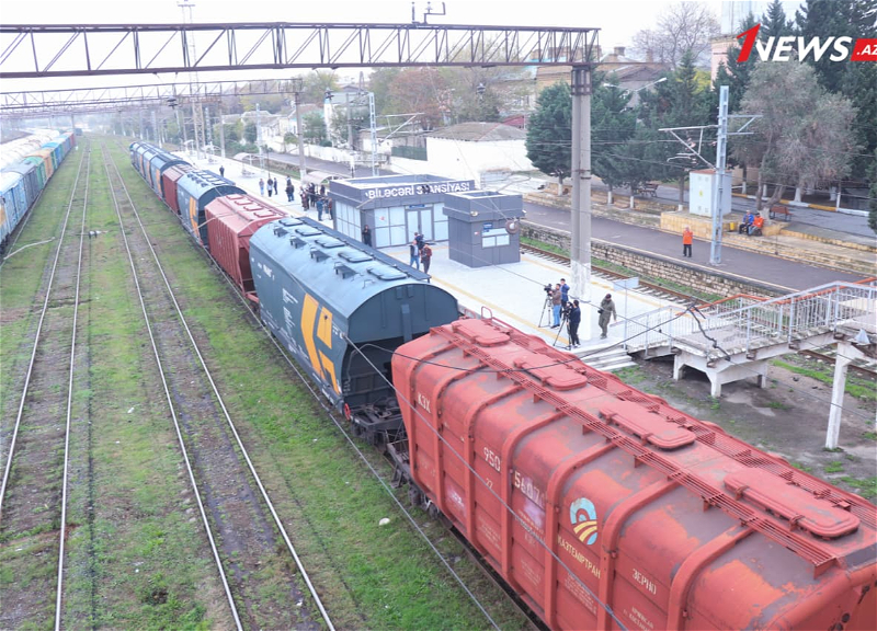 Через Азербайджан в Армению отправлены первые вагоны с зерном из Казахстана - ФОТО