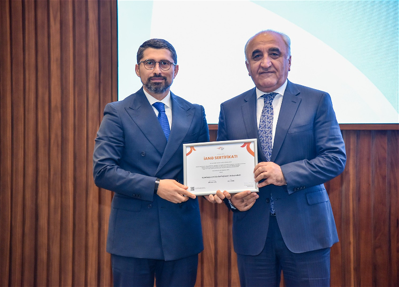 UNEC пожертвовал 200 000 манатов в Фонд Возрождения Карабаха