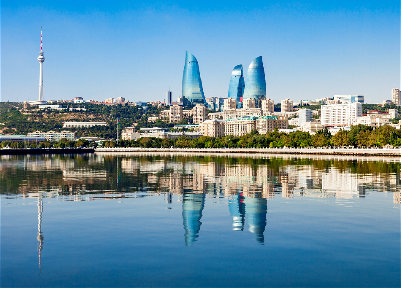 В Баку прибыла делегация из Еревана для обсуждения мер укрепления доверия