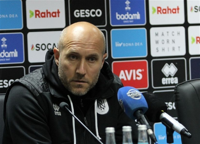 «Нефтчи» отправил Самира Абасова в отставку