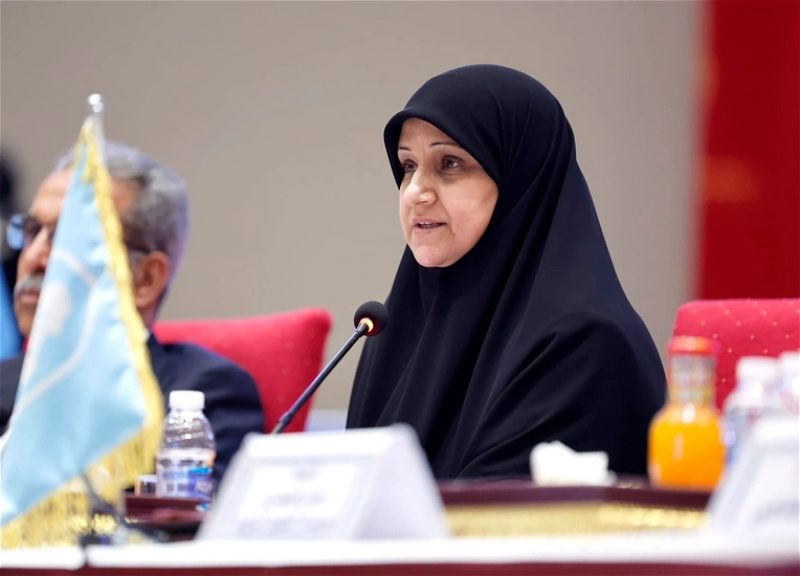 Министр связи Ирака прибыла в Азербайджан для обсуждения двусторонних соглашений