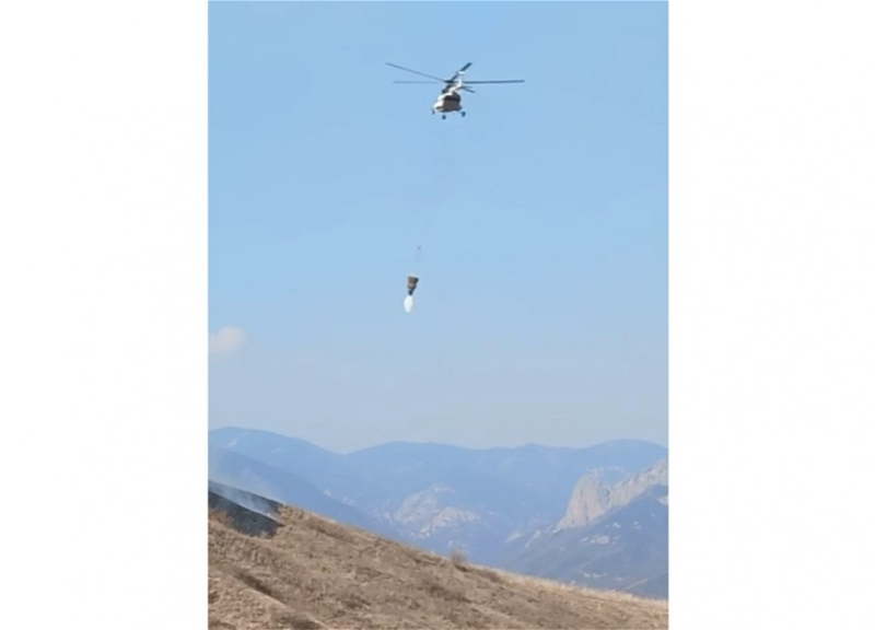 К тушению пожаров в Лачине и Кяльбаджаре привлечены вертолеты МЧС