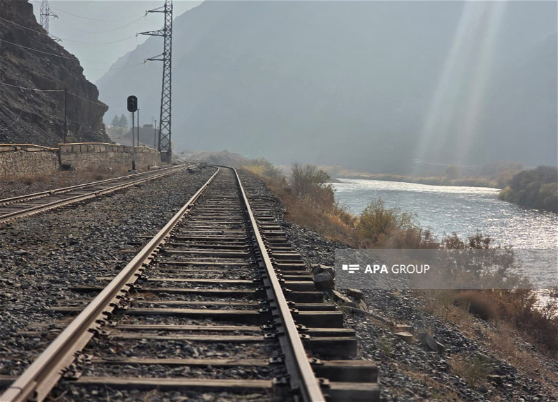 В Нахчыване стартовало строительство участка железной дороги на границе с Арменией